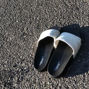 american eagle slip ons